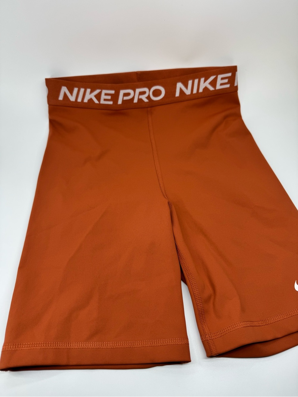 Nike Pro 365 Shorts Burnt Orange NWOT - Picture 2 of 9